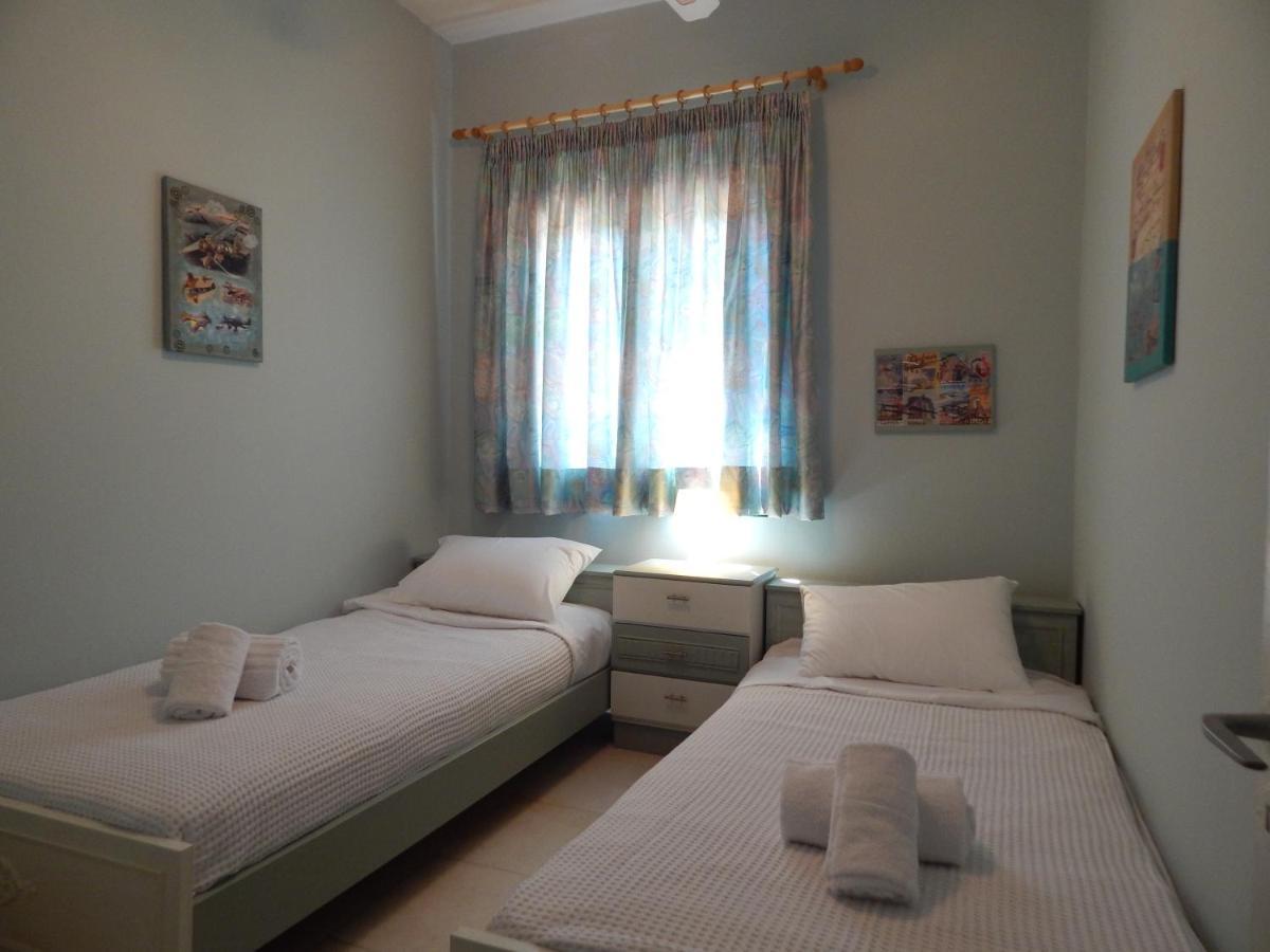 Ninemia Country House Vromonerion Ngoại thất bức ảnh