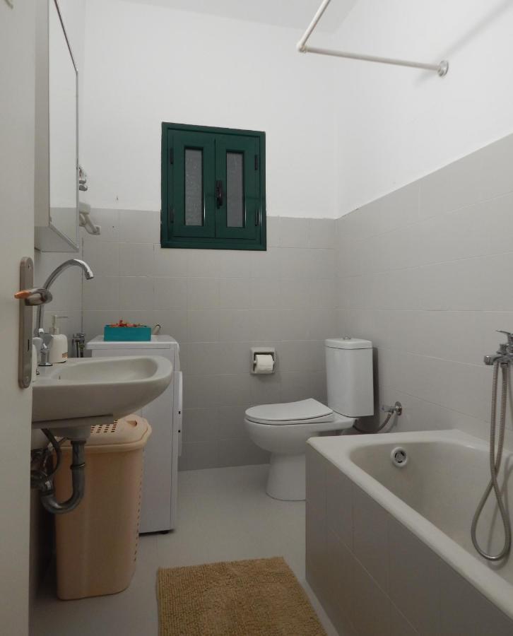 Ninemia Country House Vromonerion Ngoại thất bức ảnh